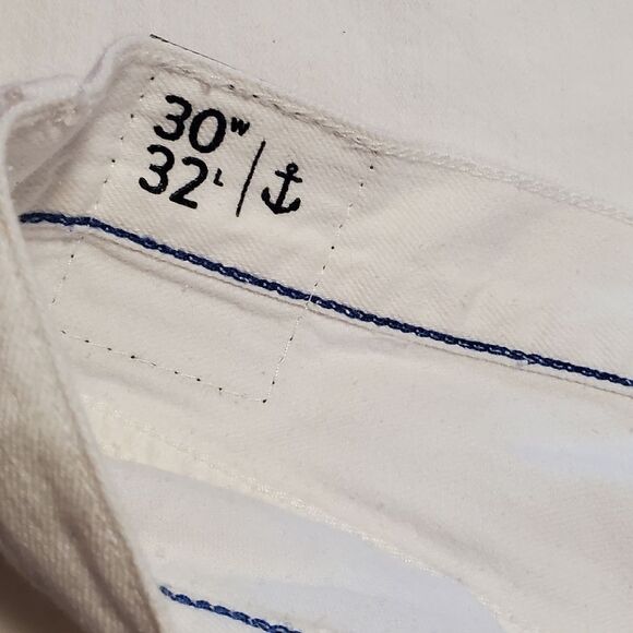 Nautica Straight Fit Jeans - Size 30 x 32 - Picture 5 of 8